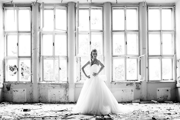 Photograph Martin Krystynek Bride on One Eyeland