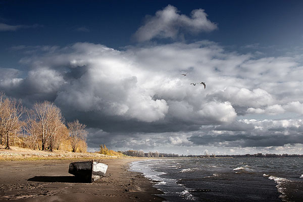 Photograph Vadim Fedotov Autumn On The River Volga on One Eyeland