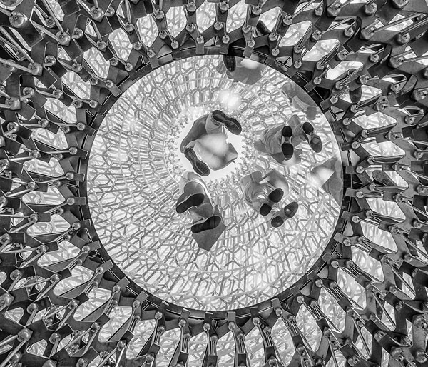 Photograph Vicente Moraga In The Air on One Eyeland