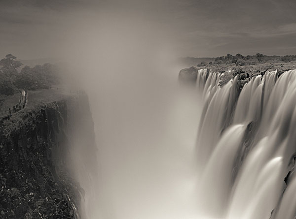 Photograph Antti Viitala Victoria Falls on One Eyeland
