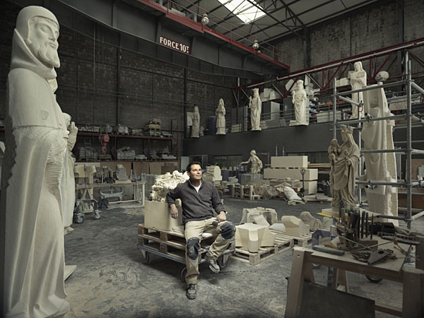 Photograph Roman Jehanno Looking For Working Men on One Eyeland