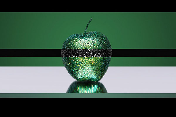 Photograph Dasha Art Apple on One Eyeland