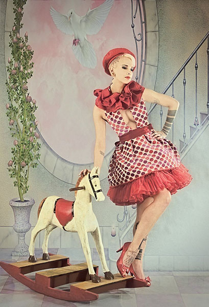 Photograph Heike Suhre Little Red Riding Hood on One Eyeland