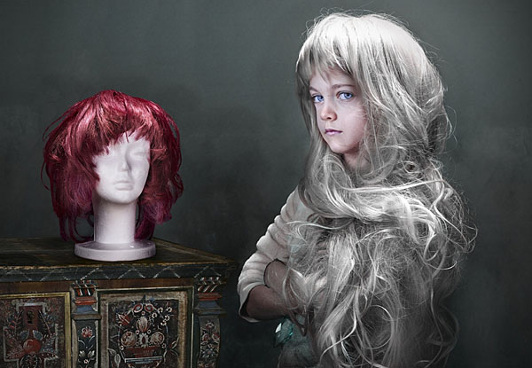 Photograph Patrizia Burra Hairdressing on One Eyeland