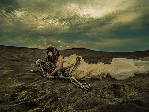 Photograph Haseo Hasegawa Mermaid Of Sand on One Eyeland