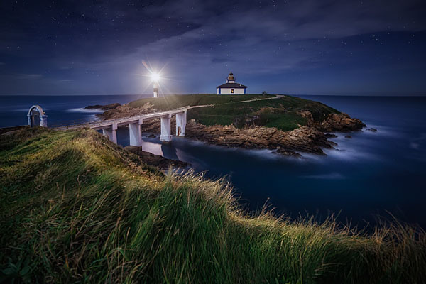 Photograph Ivan Ferrero Nightscape In Isla Pancha on One Eyeland
