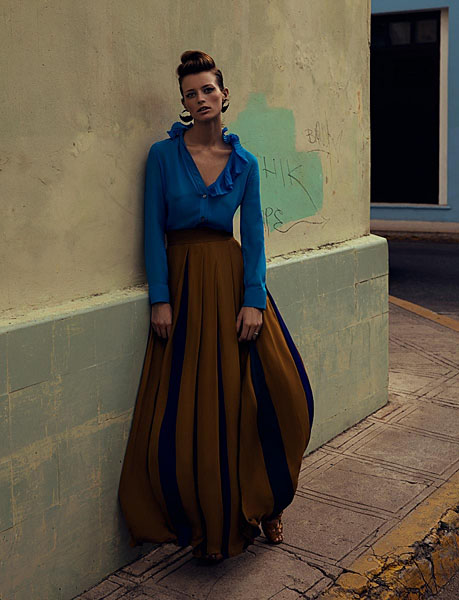 Photograph Chris Hunt Flavia Lucini In Mexico on One Eyeland