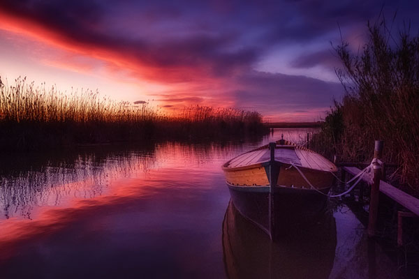 Photograph Ivan Ferrero Boat And Cloud on One Eyeland