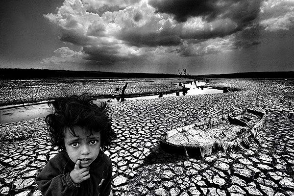 Photograph Tacettin Yuksel Global Warming on One Eyeland
