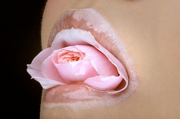 Photograph Akiomi Kuroda Eaten on One Eyeland