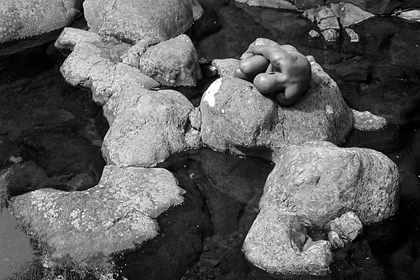 Photograph Ddiarte Ddiarte On The Rocks on One Eyeland
