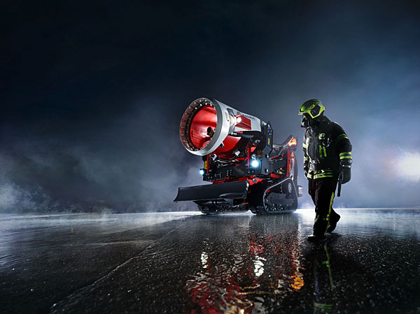 Photograph David Maurer Maurer_magirus_aircore on One Eyeland