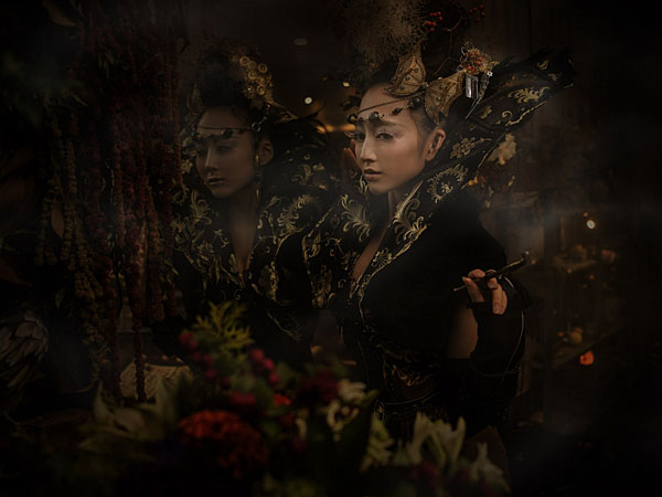 Photograph Haseo Hasegawa Sorceress 3 on One Eyeland