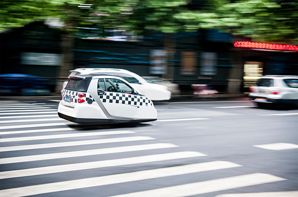 Photograph Keith Tsuji Floating Vehicle on One Eyeland