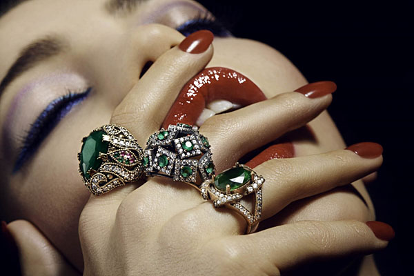 Photograph Andreas Gemperle Romys Jewelry 2 on One Eyeland