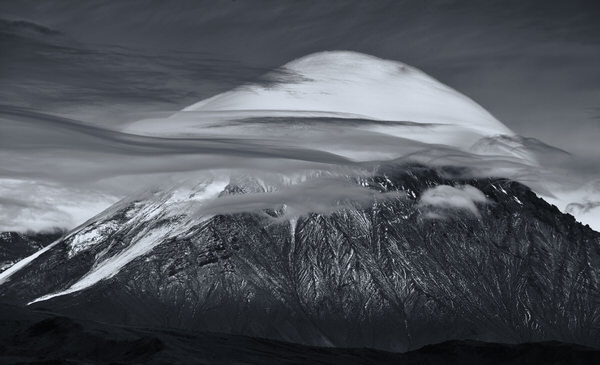 Photograph Suk Eun Kim Makeup Mountain Itself on One Eyeland