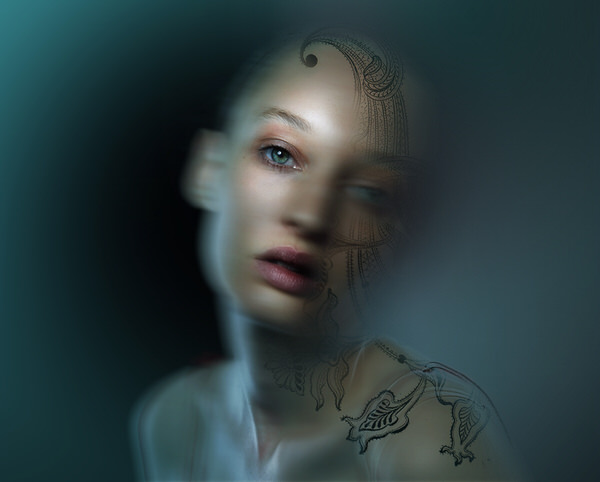 Photograph Larry Rostant Chiara 1 on One Eyeland