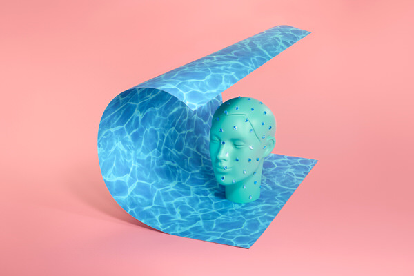 Photograph Julien Palast Merci Handy Cosmetics on One Eyeland