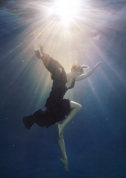 Photograph Rebecca Handler Underwater Psych on One Eyeland