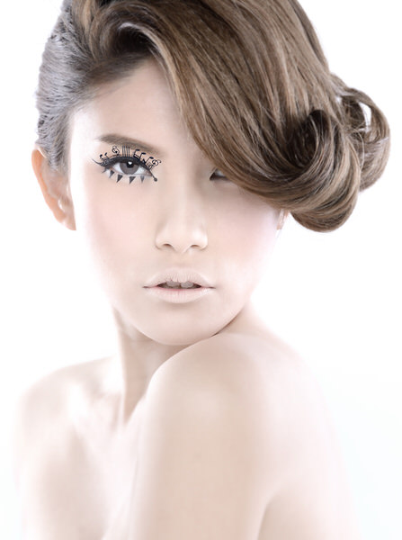 Photograph Lawrence Mak Beauty Head Shot on One Eyeland