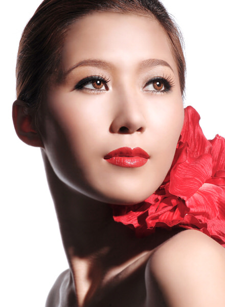 Photograph Lawrence Mak Beauty Head Shot on One Eyeland