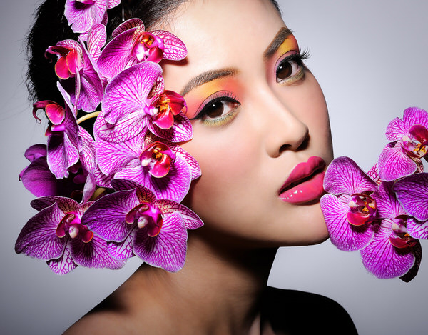 Photograph Lawrence Mak Beauty Head Shot on One Eyeland