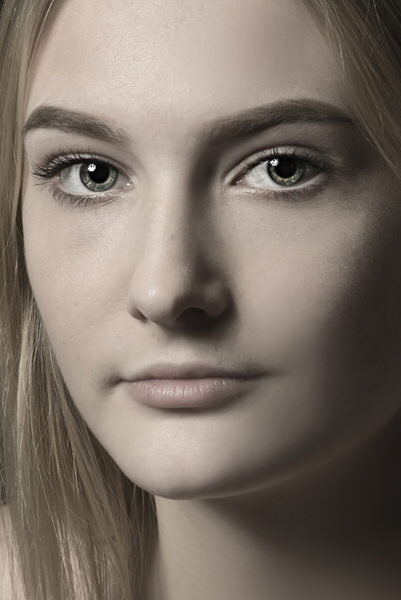 Photograph Vicki Lea Boulter Alana 02 on One Eyeland