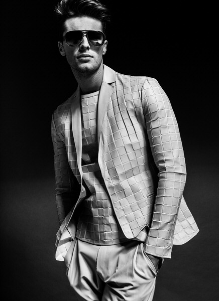 Photograph Alfonso Bravo Xl Semanal Editorial Edward Wilding on One Eyeland