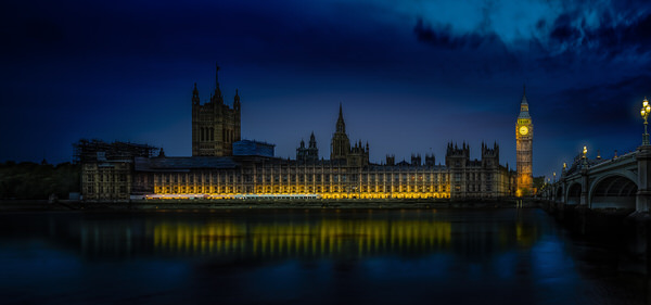 Photograph Jackson Carvalho London Lights on One Eyeland