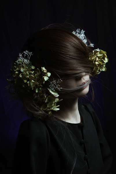 Photograph Kouji Maruyama Kana on One Eyeland