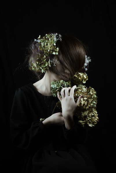 Photograph Kouji Maruyama Kana on One Eyeland