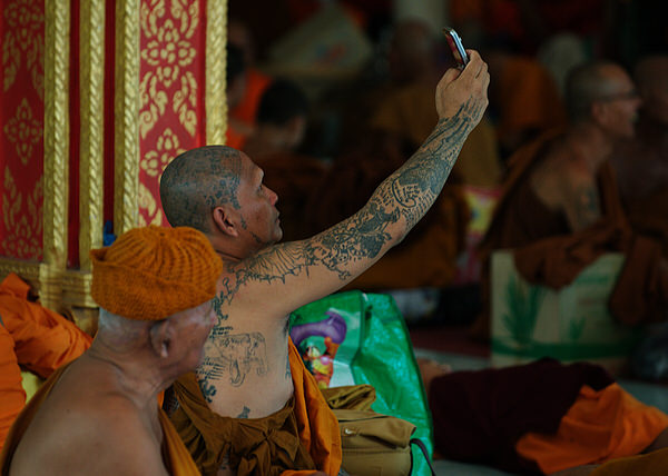 Photograph Viet Van Tran Taking A Selfie on One Eyeland