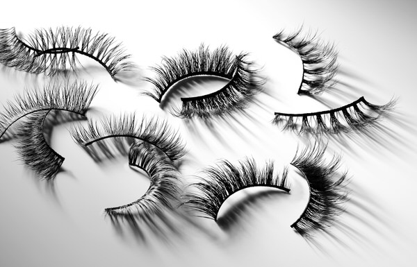 Photograph Rich Begany Lash Spread on One Eyeland