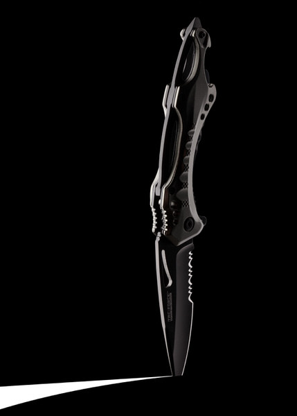 Photograph Ronnie Dai Knife on One Eyeland