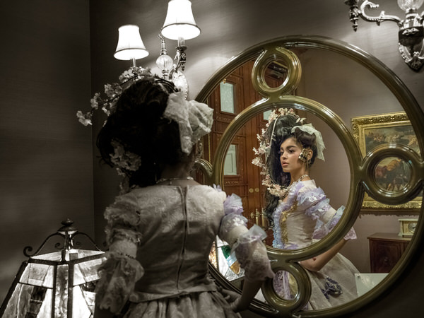 Photograph Haseo Hasegawa The Truth In The Mirror on One Eyeland