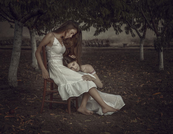 Photograph Teodora Dimitrova You Are Safe In My Heart on One Eyeland