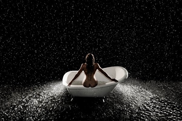 Photograph Kristian Liebrand Rainy Bath on One Eyeland