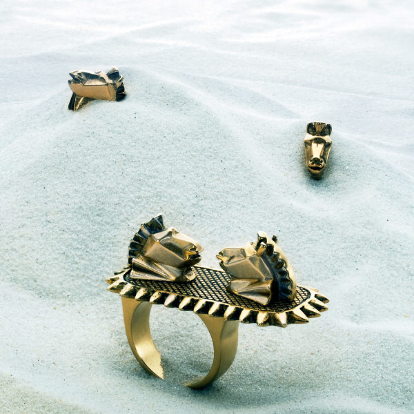 Photograph Mark Gilchrist Designer Jewelry on One Eyeland