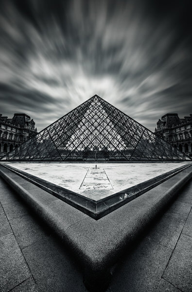 Photograph Alex Berasategi Louvre on One Eyeland