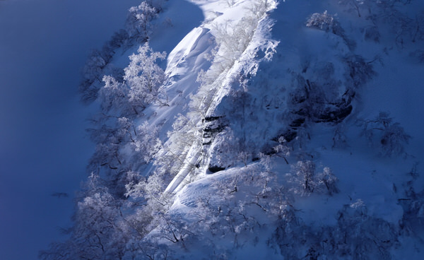 Photograph Suk Eun Kim Blue Mountain on One Eyeland