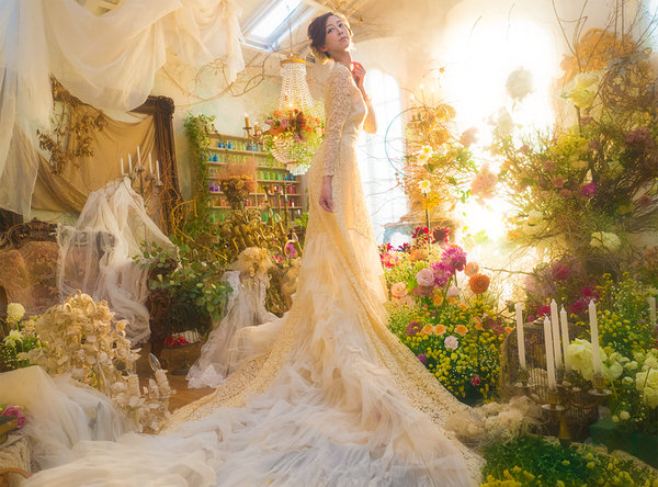 Photograph Haseo Hasegawa Lumiere on One Eyeland