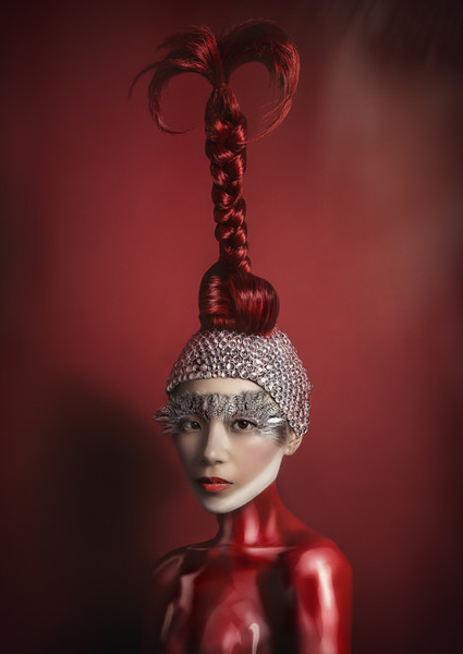 Photograph Lee Howell Techno Colour Red 5 on One Eyeland