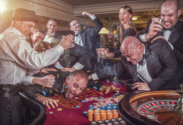Photograph Lee Howell Bombskare The Gangsters 5 on One Eyeland