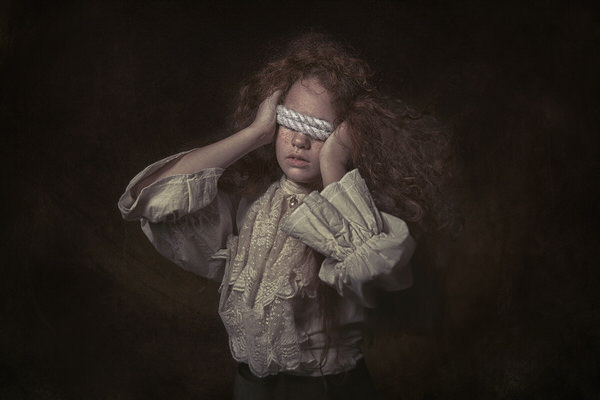 Photograph Carola Kayen Mouthaan Captured In Hopelessness on One Eyeland