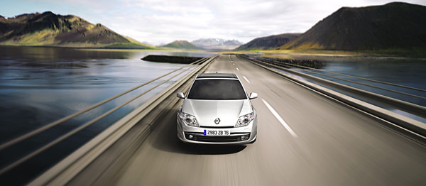 Photograph We Shoot It Renault Island on One Eyeland