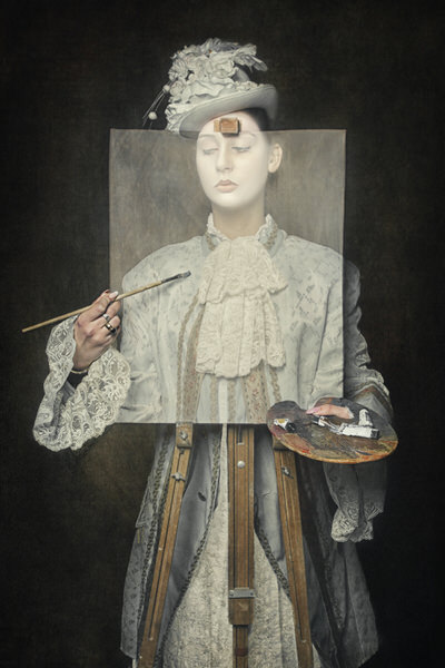 Photograph Carola Kayen Mouthaan Paintng Myself on One Eyeland