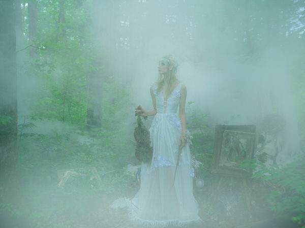 Photograph Haseo Hasegawa Last Elf on One Eyeland
