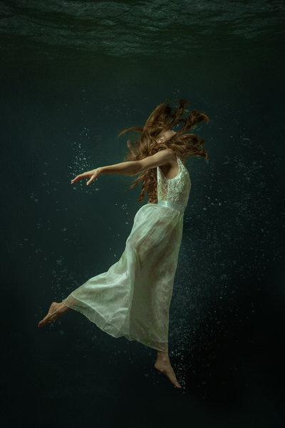 Photograph Teodora Dimitrova Dive Into The Silence on One Eyeland