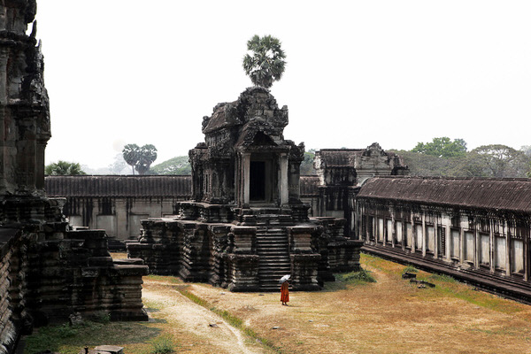 Photograph Francesca Pompei Angkor Wat on One Eyeland