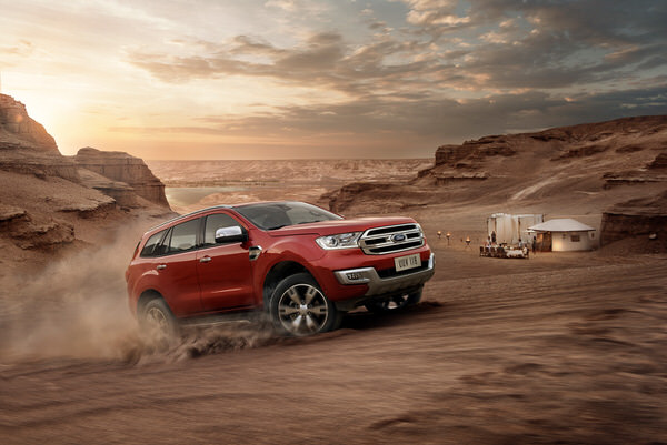 Photograph Seagram Pearce Ford Everest Desert Expedition on One Eyeland